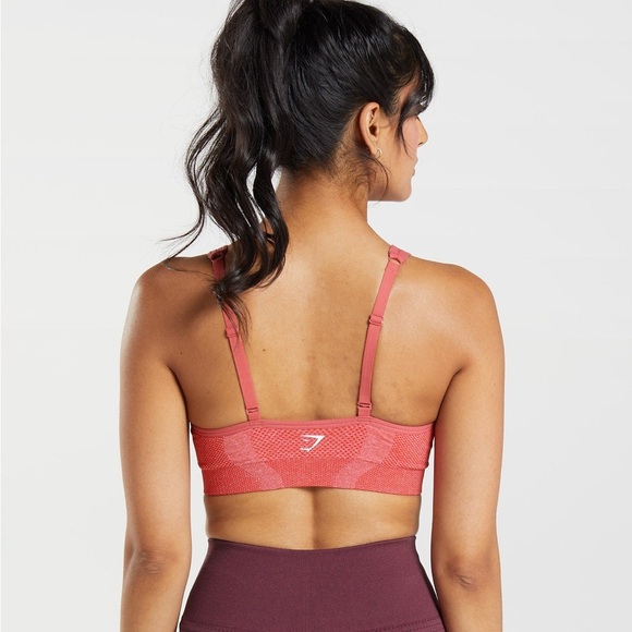 NWOT VITAL V NECK SPORTS BRA Size M Color Coral Red - Picture 2 of 8